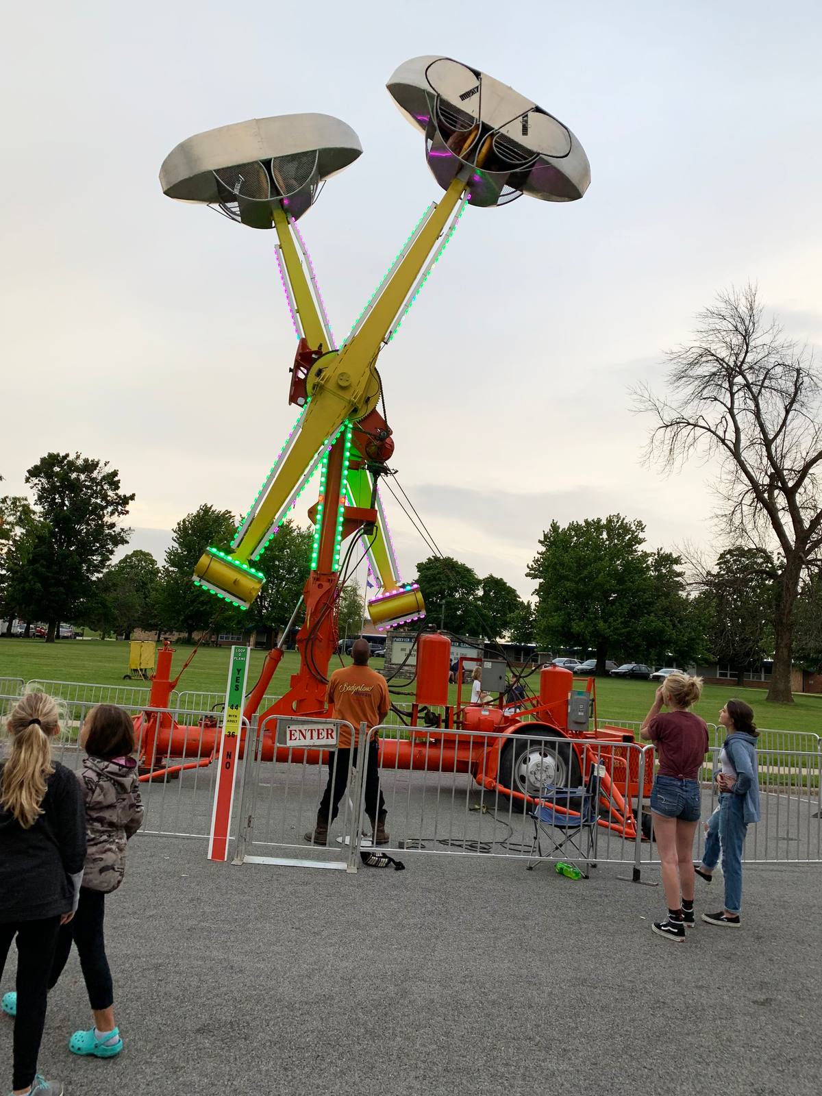LOOP O PLANE