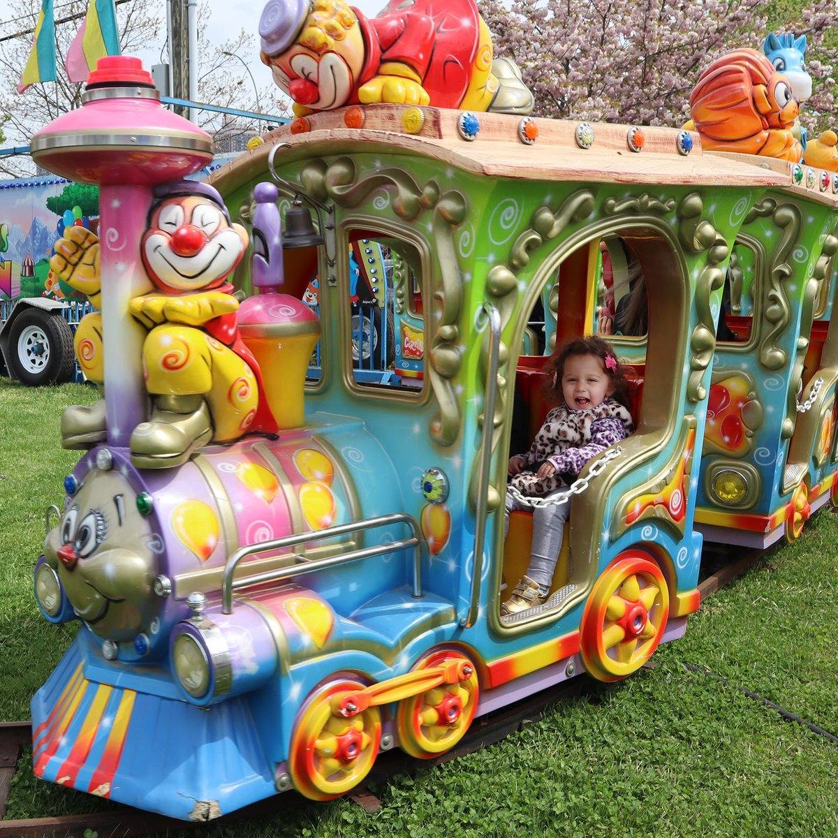 CIRCUS TRAIN